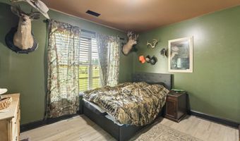 28151 Nuke Whitt Ln, Ardmore, AL 35739