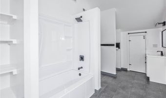 710 E Main St, Alhambra, IL 62001