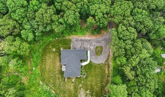52 Pine Swamp Rd, Cumberland, RI 02864