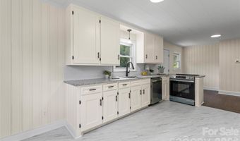 1034 Patton Ave, Albemarle, NC 28001