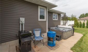 1803 16th St SW, Austin, MN 55912