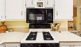 2722 N Saddleback Dr, Amargosa Valley, NV 89020