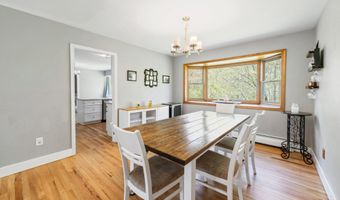 225 Bethmour Rd, Bethany, CT 06524