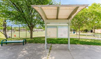 2725 S WALTER REED Dr B, Arlington, VA 22206