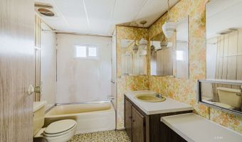 418 Cinnabar Ave, Elko, NV 89801