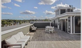 50 Hichborn St 204, Boston, MA 02135
