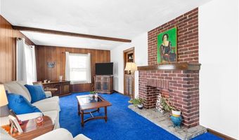 381 Auburn St, Cranston, RI 02910