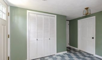 210 Essex Rd, North Kingstown, RI 02852