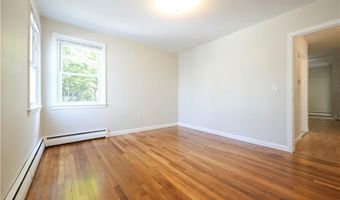 83 Vincent Ave, North Providence, RI 02904
