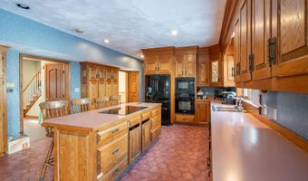 160 Jennifer Dr, Chester, NH 03036