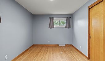 87 Imperial Dr, Amherst, NY 14226