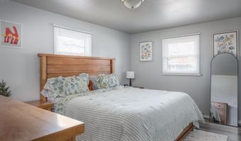 2915 S GLADYS Ave, Appleton, WI 54915