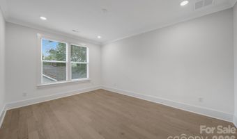 1016 Rockway Dr, Charlotte, NC 28205