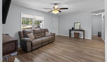 137 Fullers Way, Aberdeen, NC 28315