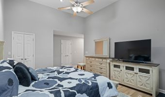 198 Arlington Ave, Aberdeen, NJ 07721