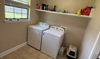 612 Esplanade Ave, Bay St. Louis, MS 39520