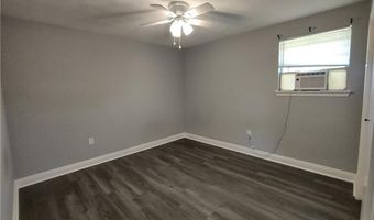 118 YORKE St D, Belle Chasse, LA 70037