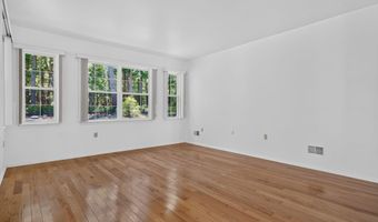 20 Valley Stream Pl, Barnegat, NJ 08005