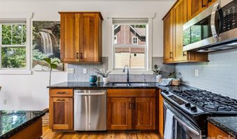 14 Sunset Dr, Asheville, NC 28804