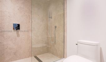 10250 Collins Ave 412, Bal Harbour, FL 33154