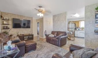 11428 Redwood St, Armona, CA 93202