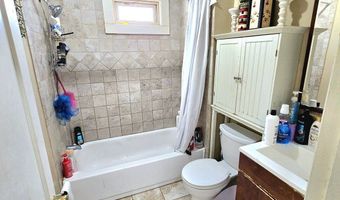10-12 Clarkson St, Ansonia, CT 06401
