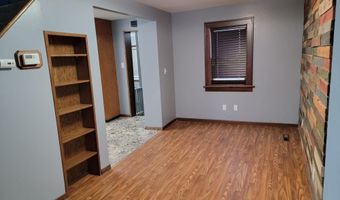 615 N 3rd St, Aberdeen, SD 57401