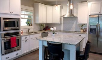 1861 MOYLE Ln, Auburn, AL 36830