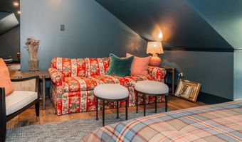 20 Babbidge Rd, Falmouth, ME 04105
