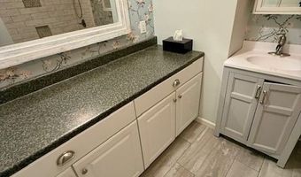 3 Farhills Dr, Athens, OH 45701