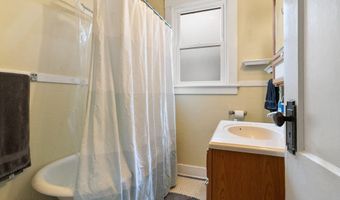 685 Myrtle Ave, Albany, NY 12208