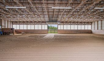 802 QUEEN ANN Rd, Amsterdam, NY 12010