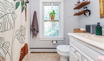 45 High St, Burrillville, RI 02859