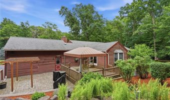 19 Mount Hygeia Rd, Foster, RI 02825