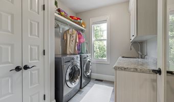 89 Alpine Dr, Burlington, CT 06013