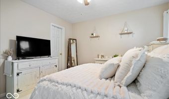 426 Waterford Ln, Avon, IN 46123