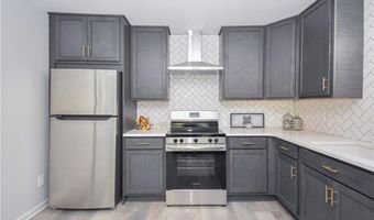 1706 SIMPSON St, Alexander City, AL 35010