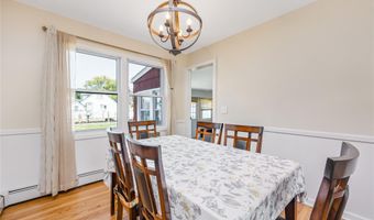 37 New Point Pl, Amityville, NY 11701