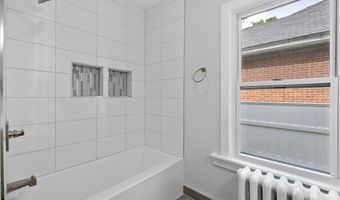 979 Washington Ave, Albany, NY 12206