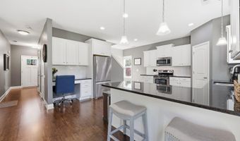 7808 Lagenaria Dr, Angier, NC 27501
