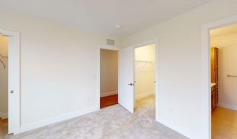 4 Longview Dr 208, Atkinson, NH 03811
