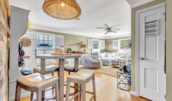 21 Mount St 4A, Bay Head, NJ 08742