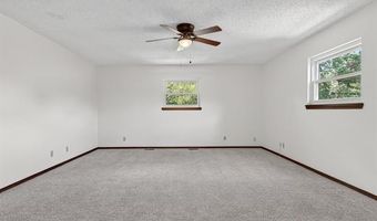 4040 Sheridan Rd, Bartlesville, OK 74006