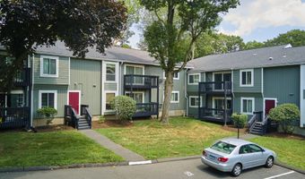 81 Ameridge Dr 81, Bridgeport, CT 06606