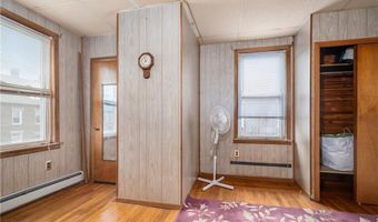 37 Main St, Cumberland, RI 02864