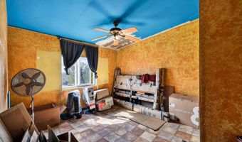 6877 Victor Dr, Fallon, NV 89406