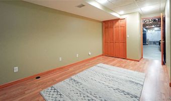 23 Forrester Ct, Amherst, NY 14228