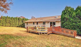 1 Pat Dr, Lincoln, RI 02865