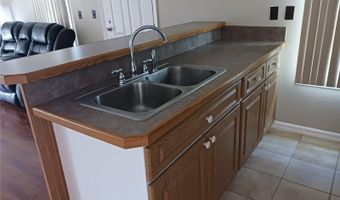 25624 MADISON St, Astatula, FL 34705