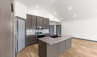 205 Lindsey Ave, Adair, OK 74330